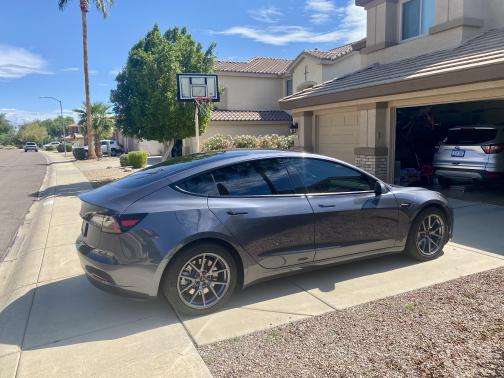 2023 Tesla Model 3 Base