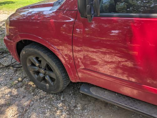 2012 Nissan Titan SV