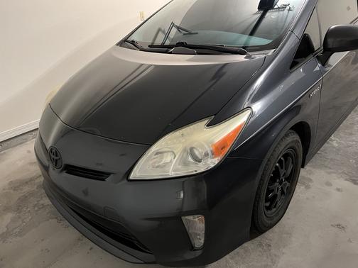 2012 Toyota Prius Two