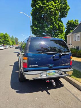Blue 2005 Chevrolet Tahoe LT