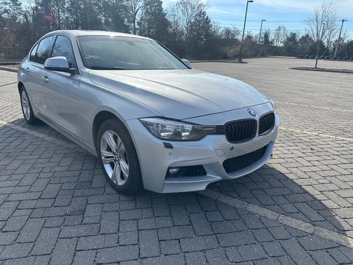 2017 BMW 330 i xDrive