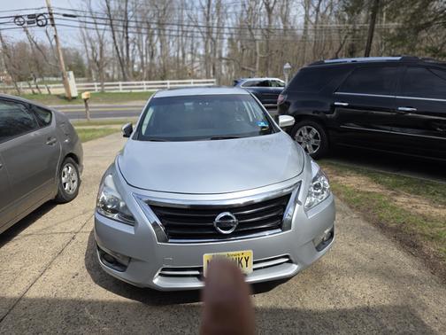 Silver 2014 Nissan Altima 2.5 SL