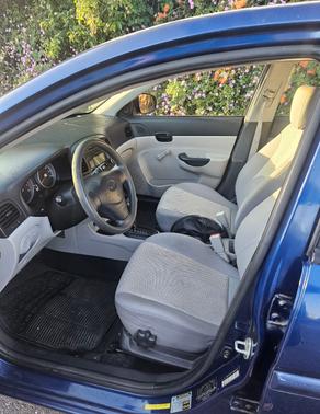 2010 Hyundai Accent GLS