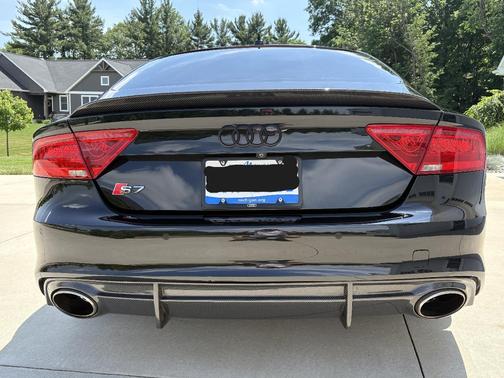 Black 2015 Audi S7 4.0T