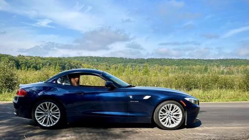 Blue 2011 BMW Z4 sDrive35i