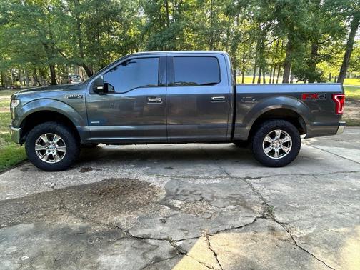 Gray 2015 Ford F-150 XLT