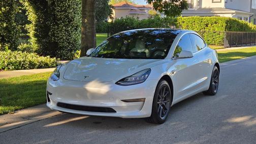 2019 Tesla Model 3 Standard Range Plus