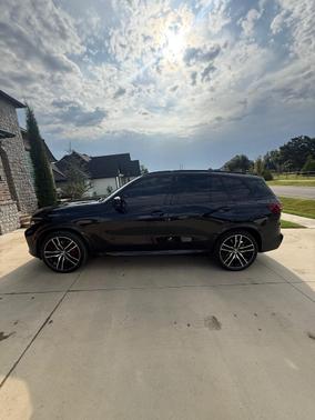 Black 2023 BMW X5 xDrive40i