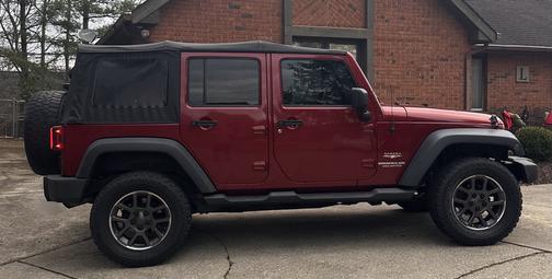 2012 Jeep Wrangler Unlimited Sahara
