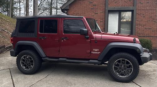 2012 Jeep Wrangler Unlimited Sahara
