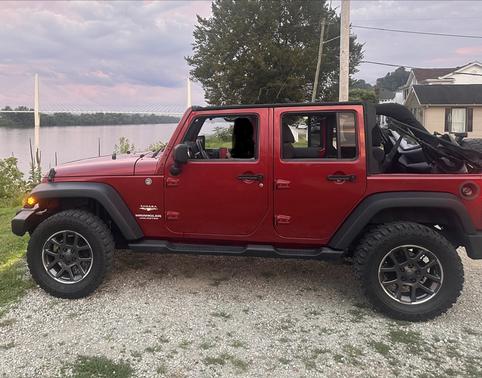 2012 Jeep Wrangler Unlimited Sahara