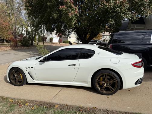 White 2014 Maserati GranTurismo MC