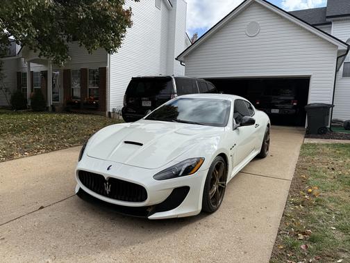White 2014 Maserati GranTurismo MC