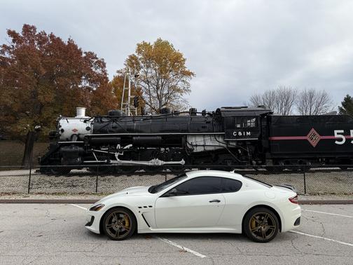 White 2014 Maserati GranTurismo MC