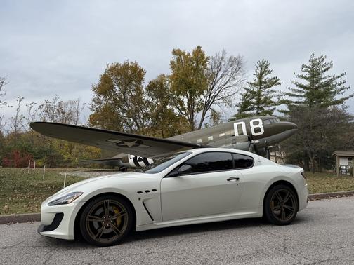 White 2014 Maserati GranTurismo MC