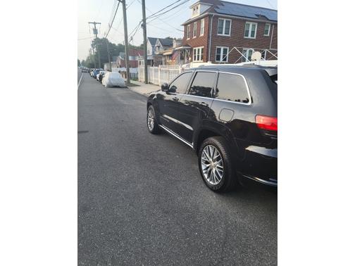 2017 Jeep Grand Cherokee Summit