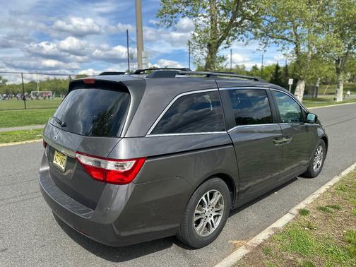 Gray 2012 Honda Odyssey EX-L