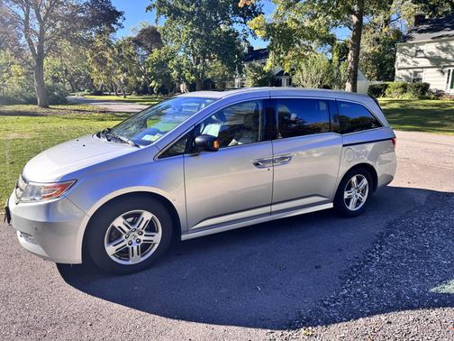 Silver 2013 Honda Odyssey Touring