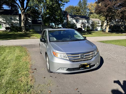 Silver 2013 Honda Odyssey Touring