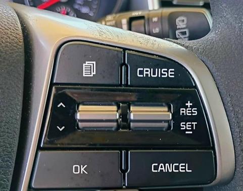 Silver 2018 Kia Sorento LX
