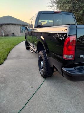 2003 Ford F-250 XLT Crew Cab Super Duty