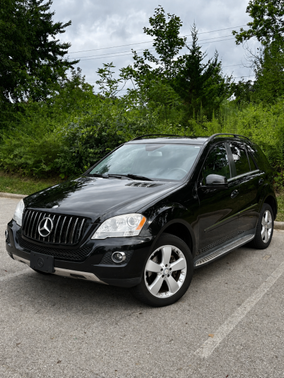 Black 2011 Mercedes-Benz M-Class ML 350