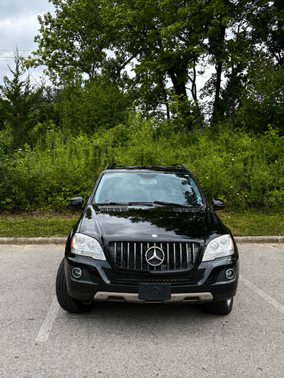 Black 2011 Mercedes-Benz M-Class ML 350