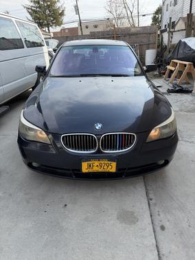 Blue 2007 BMW 530 xi