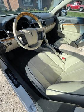 2012 Lincoln MKZ Base