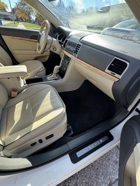 2012 Lincoln MKZ Base