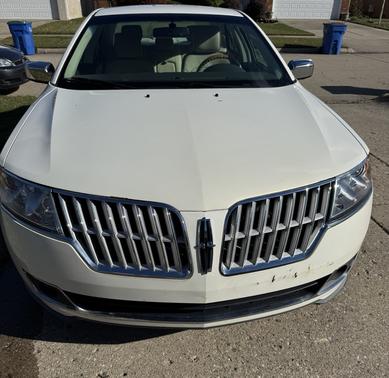 2012 Lincoln MKZ Base