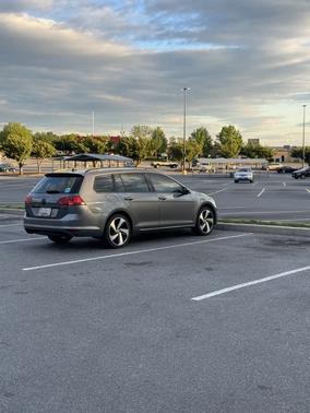 2016 Volkswagen Golf SportWagen TSI Limited Edition