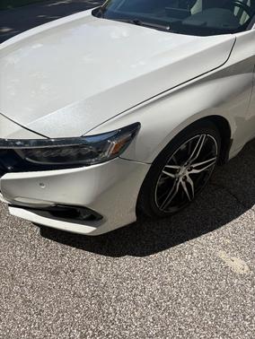 White 2021 Honda Accord Touring 2.0T