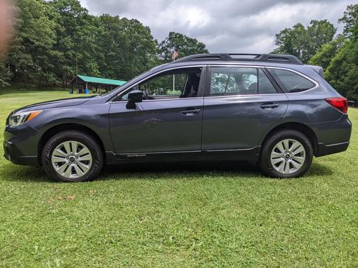 2017 Subaru Outback 2.5i