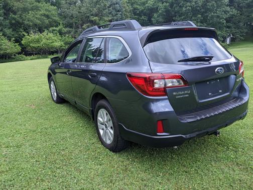 2017 Subaru Outback 2.5i