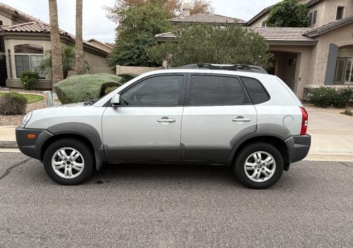 2008 Hyundai TUCSON SE