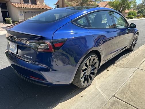 2023 Tesla Model 3 Performance