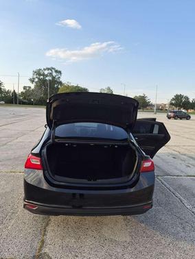Black 2018 Chevrolet Malibu LT
