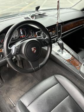 2011 Porsche Panamera Panamera 4S