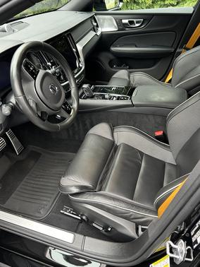 2021 Volvo S60 Recharge Plug-In Hybrid T8 Polestar