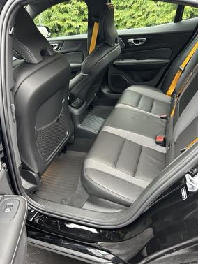 2021 Volvo S60 Recharge Plug-In Hybrid T8 Polestar