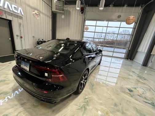 2021 Volvo S60 Recharge Plug-In Hybrid T8 Polestar