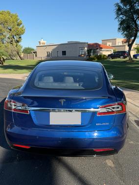 2020 Tesla Model S Performance