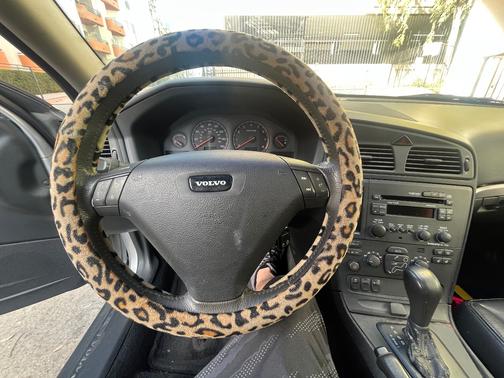 White 2002 Volvo S60 T5