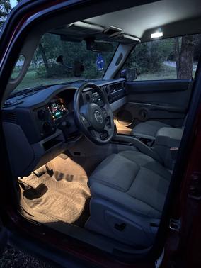 2006 Jeep Commander Base