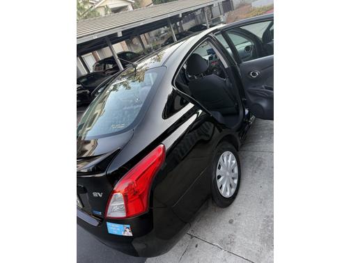 2013 Nissan Versa 1.6 SV