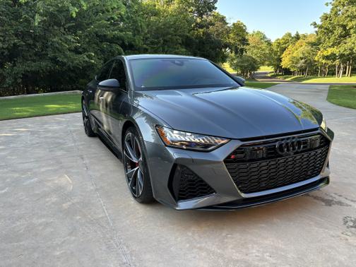 2023 Audi RS 7 4.0T