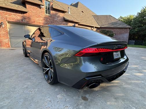 2023 Audi RS 7 4.0T