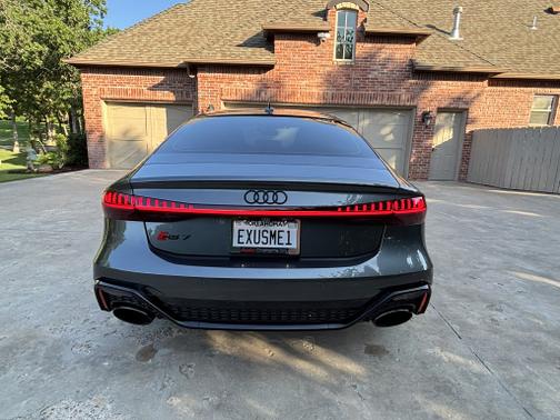 2023 Audi RS 7 4.0T