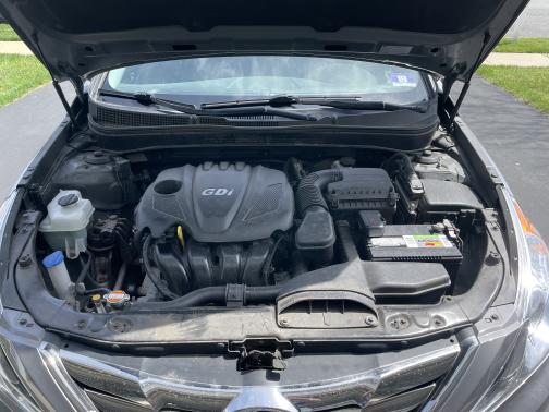 2012 Hyundai SONATA SE